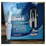 ORAL-B PROFESSIONAL CARE RECHARGEABLE TOOTHBRUSH