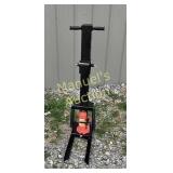 IRONTON 8 TON HYDRAULIC JACK