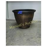 DECORATIVE LARGE RESIN PLANTER