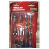 HUSKY 11-PC ACCESSORY SET