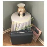 TABLE, LAMP, LUGGAGE