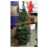 NEW HOLIDAY LIVING 4 FT PRE-LIT SCOTT PINE TREE, NEW HOLIDAY LIVING 4 FT PRE-LIT SCOTT PINE TREE,