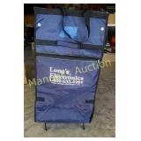 GROUP LOT OF (12) BAG ON WHEELS GROUP LOT OF (12) BAG ON WHEELS