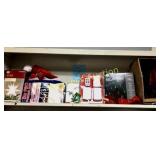 NEW CONTENTS OF SHELF 
LIGHTED TREE TOPPER