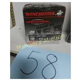 WINCHESTER UNIVERSAL HEAVY LOAD 12 GUAGE.  2 3/4