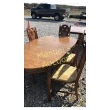 PREOWNED DINING TABLE W/6 CHAIRS—(1) CAPTAIN AND