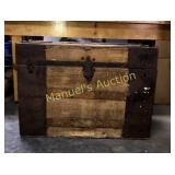 ANTIQUE WOODEN TRUNK & CONTENTS