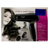 NEW CONAIR 1875 WATT STYLE & STYLE DRYER