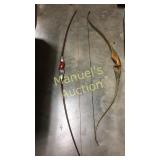 PREOWNED LONG BOWS WITH BOX OF ARROWS