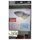 PROJECT SOURCE 2-CT FLUSHMOUNT CEILING FIXTURES