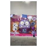 VAMPIRINA BACKPACK SET
