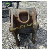 12'   MINI EXCAVATOR  BUCKETS