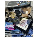 PALLET  STEREO, BOOTS, KIDS CHAIRS,MORE