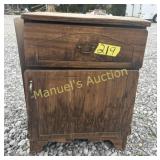 ELEC STAPLE GUN-HUSKY AIR GUN-WOOD CHISELS-