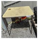 CARD TABLE