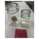 (2) MASON JARS W/LIDS (2) WHITTLED PCS