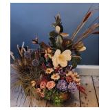 Group of Floral Decor
