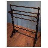 Quilt Rack, Wall Shelf, and Note Cards