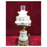 Vintage Quoizel Electric Hurricane Lamp