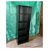 Bookshelf with adjustable shelves