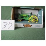 1/16 ERTL John Deere 1935 Model "B"