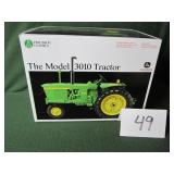 1/16 ERTL John Deere The Model 3010 Tractor