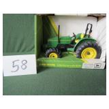 1/16 ERTL John Deere 5200 Tractor w/ ROPS