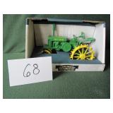 1/16 ERTL John Deere 1930 "GP" Tractor Wide Tread