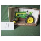1/16 ERTL John Deere 1957 "720 Hi-Crop"