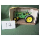 1/16 ERTL John Deere 1937 Model "G"