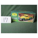 1/16 ERTL John Deere Dealership 1950 Chevy Truck