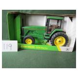 1/16 ERTL John Deere 8200 Tractor
