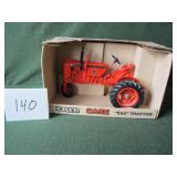 1/16 ERTL CASE "VAC" Tractor  Special Edition