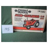 1/16 ERTL Allis-Chalmers D-21 Tractor