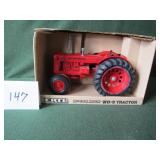 1/16 ERTL McCormick WD-9 Tractor Special Edition