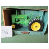 1/16 ERTL John Deere Model G Narrow Front