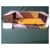 1/16 ERTL John Deere Machine Trailer