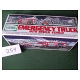 2005 Hess Emergency Truck with Rescue Vehicle