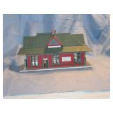 Hallmark S gauge Oceanside Metal Railway Station Hallmark S gauge Oceanside Metal Railway Station