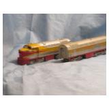 Mantua Metal HO Scale Sharknose AB Diesel Set Mantua Metal HO Scale Sharknose AB Diesel Set