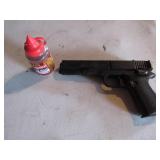 bb gun & bb