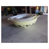pyrex nesting bowl set