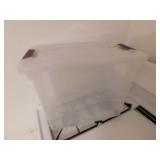empty tote