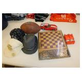 hats,football,chess board,golfballs,car