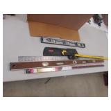 2 levels,door seal & items