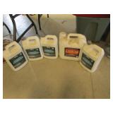 4 full jugs of waterproof & protector