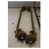 2 trailer axles