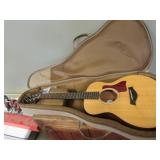 taylor acoustic electric guitar w/case