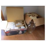 4 glass vases & light fixture