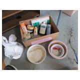 dog bowls & pet items